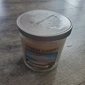 Yankee Sun And Sand Candle